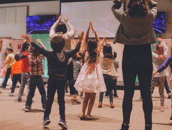 Éduquez votre enfant sur les bonnes mœurs !