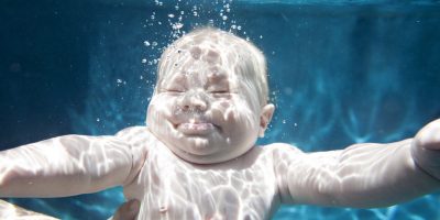 Les bienfaits de l’eau sur votre bébé