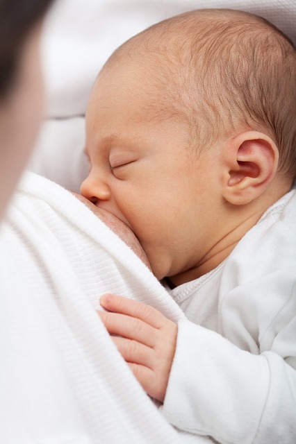 L’allaitement et ses bienfaits sur la croissance de nos bébés